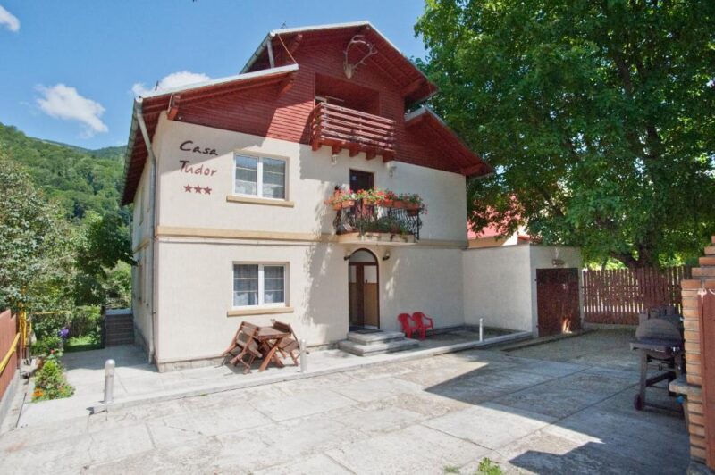 casa-tudor-sinaia.jpeg